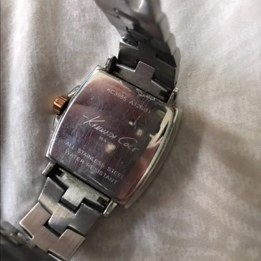 Kenneth Cole Watch - Picture 3 of 4
